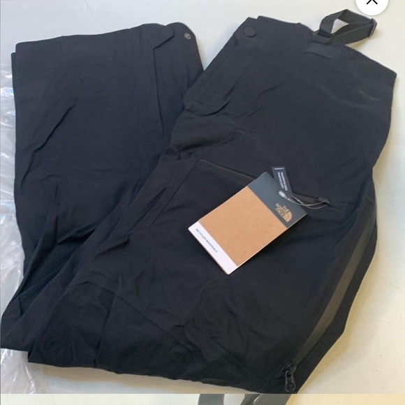 THE NORTH FACE men’s Shedder Waterproof Ski Pants - Picture 9 of 16